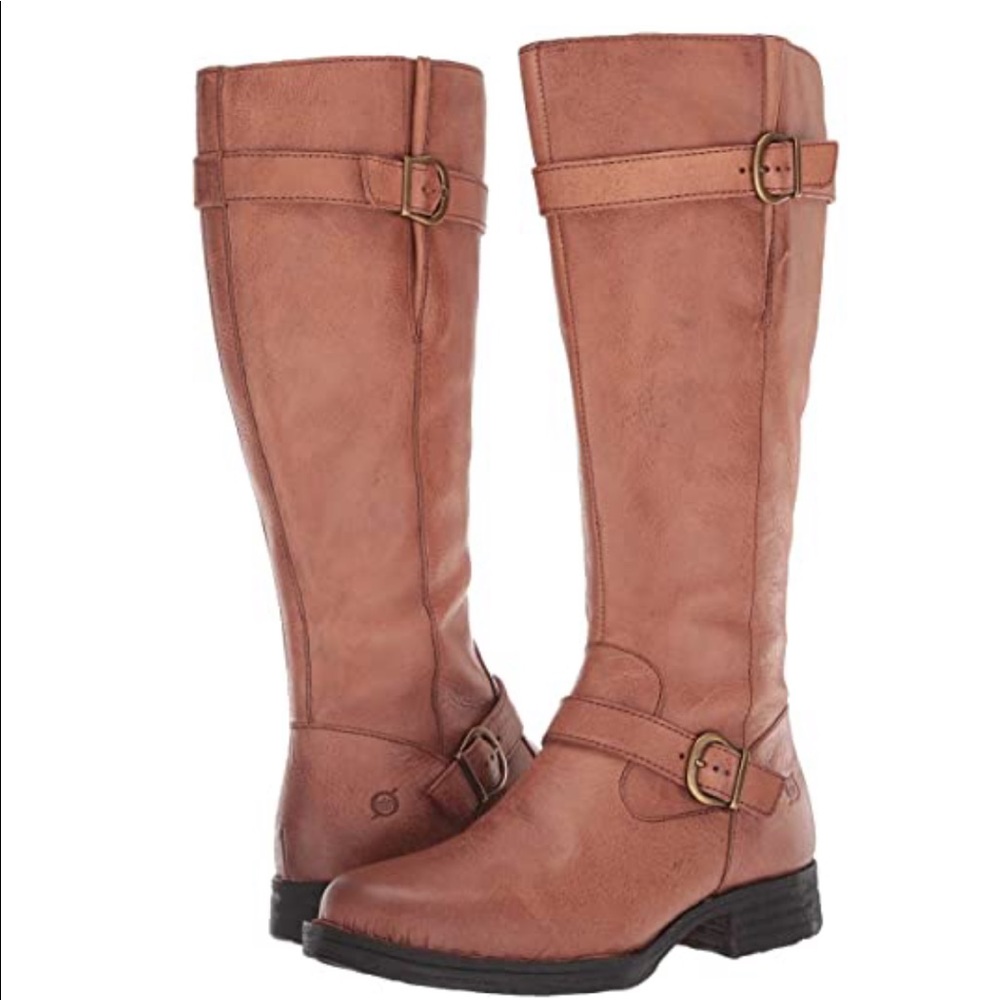 NIB - Born - Pointe Boots size 7